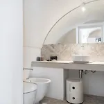 Guesthost - Palazzo Rapana - Luxury With Hydromassage Pool Ostuni