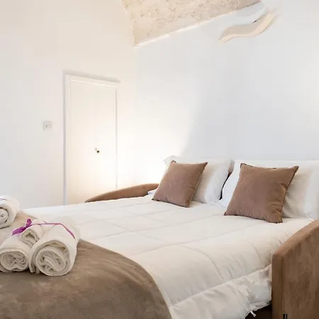Apartament Palazzo Rapanà - Luxury With Hydromassage Pool Ostuni