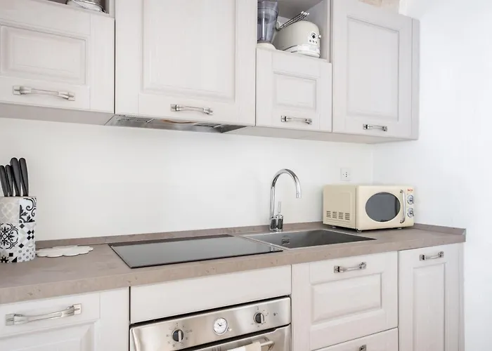 Appartement Guesthost - Palazzo Rapana - Luxury With Hydromassage Pool *