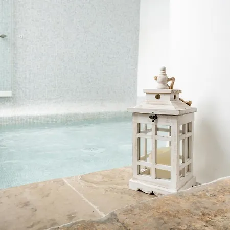 아파트 Guesthost - Palazzo Rapana - Luxury With Hydromassage Pool 오스투니