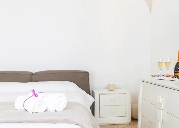 Palazzo Rapanà Exclusive Flat With Hydromassage Pool * Ostuni